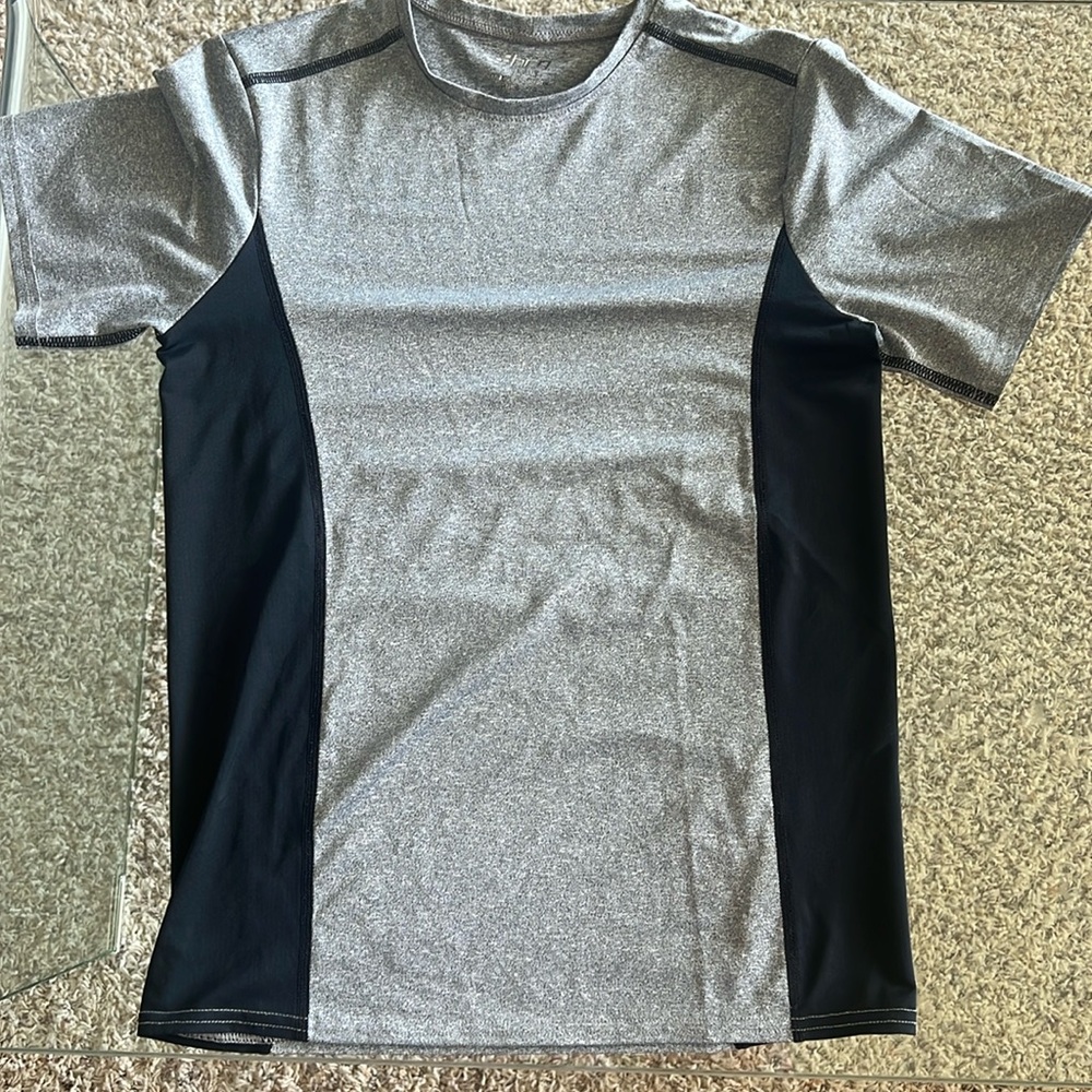 bcg athletic short sleeved shirt size L